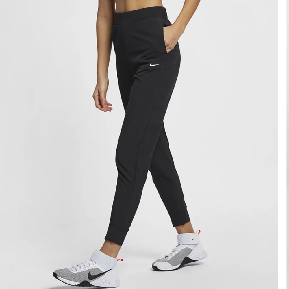 Nike Bliss Women Training Pants (Joggers)